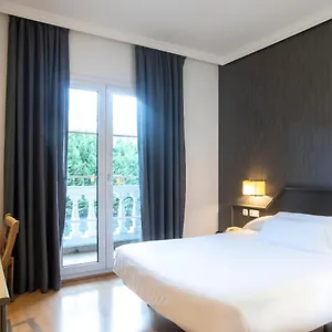 Otel Urdanibia Park Irun